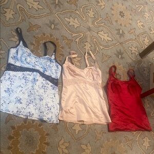 3 RUBY RED Floral Blue, beige and Red
